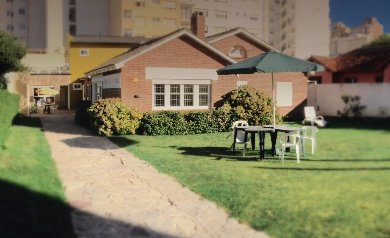 hostel en miramar argentina